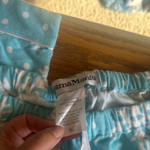 Blue Snowflake Pajama Pants - Picture 4 of 7